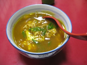 チーズ肉カレーうどん